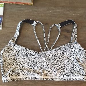 Lululemon sports bra